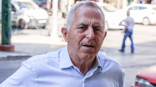 Απίστευτη &quot;ομολογία&quot; Αποστολάκη: Ξέρετε κανένα κόμμα που να μην έχει μαύρα; - Σε όλα τα κόμματα διακινούνται