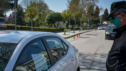 Οι 52 κρίσιμες ώρες του Πάσχα: Μπλόκα στους δρόμους και παρακολούθηση με drones σε κήπους και ταράτσες