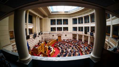 Πρόταση μομφής την Τετάρτη: Συμφωνία ΠΑΣΟΚ, ΣΥΡΙΖΑ, Πλεύσης Ελευθερίας και Νέας Αριστεράς για το κείμενο