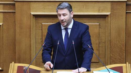 Ο Ανδρουλάκης επιμένει: Γιατί επί 1,5 χρόνο δεν έχει καταθέσει στη δικαιοσύνη ο άνθρωπος που πλήρωσε τα Predator SMS;