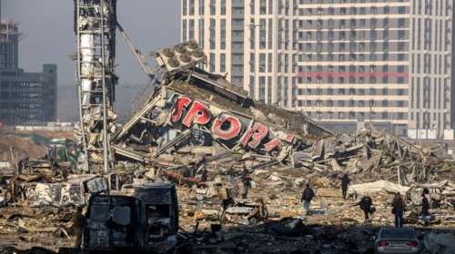 Ουκρανία: Ρίξαμε πυραύλους, αλλά δεν λειτουργούσε το εμπορικό κέντρο...λένε οι Ρώσοι για τους 18 νεκρούς