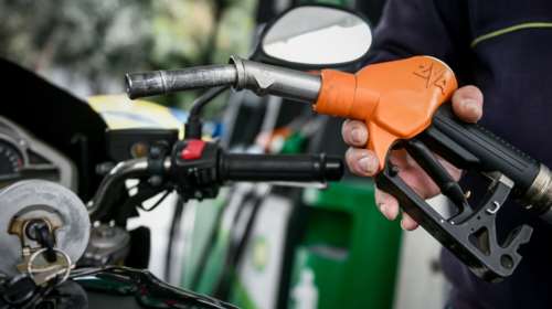 ΑΑΔΕ: Λουκέτο σε δύο βενζινάδικα σε Βόλο και Κιλκίς για νοθευμένα καύσιμα