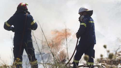 &quot;Hot-Dry-Windy&quot;: Επικίνδυνο κοκτέιλ ζέστης και μελτεμιών σήμερα – Ακραίος ο κίνδυνος πυρκαγιάς στην Αττική