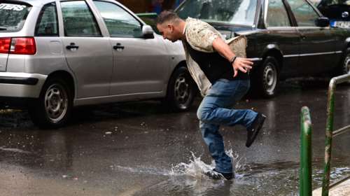 &quot;Καμπανάκι&quot; Καλλιάνου: Ισχυρές καταιγίδες και πλημμυρικά φαινόμενα την Τετάρτη - &quot;Περιορίστε τις μετακινήσεις&quot; [βίντεο]