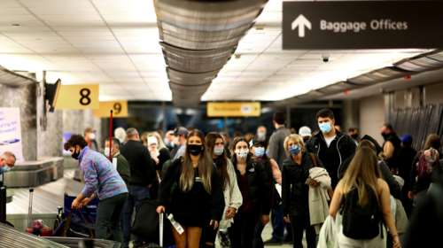 ΗΠΑ: Αίρονται οι ταξιδιωτικοί περιορισμοί από 8 Νοεμβρίου - Με τεστ και οι εμβολιασμένοι