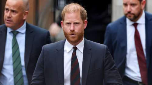 Πρίγκιπας Χάρι: Οργισμένοι οι Βρετανοί με τη συνέντευξη για τον Κάρολο -Το 67% ζητά να του αφαιρεθεί ο τίτλος &quot;HRH&quot;, σύμφωνα με έρευνα