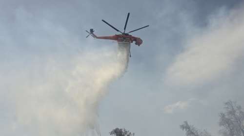Οριοθετήθηκε η φωτιά στη Νάξο - Μήνυμα από το 112 για απομάκρυνση κατοίκων και τουριστών