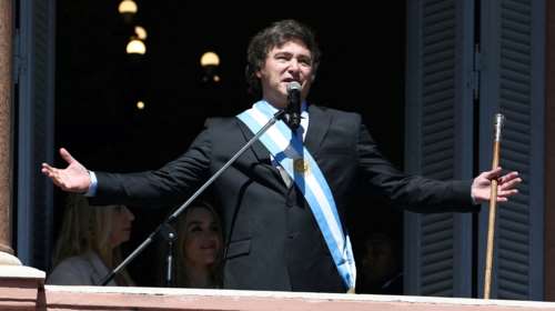 Σοκ στην Αργεντινή από τα σκληρά μέτρα λιτότητας: &quot;Θα υποφέρουμε&quot;