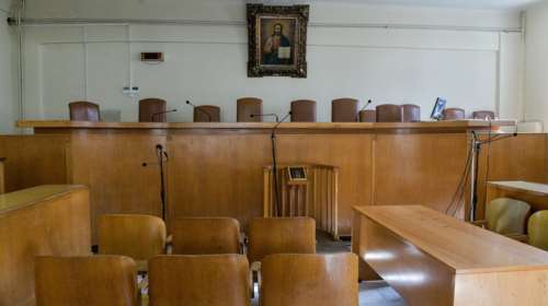 Θεσσαλονίκη: Καταδικάστηκε και στο Εφετείο ο 59χρονος που βίαζε την ανήλικη κόρη της συντρόφου του