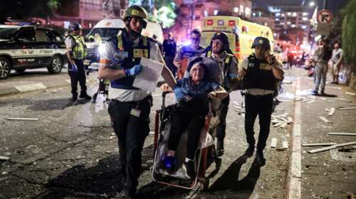 Δεκάδες τραυματίες και καταστροφές στο Ισραήλ από την ιρανική αντεπίθεση [εικόνες]