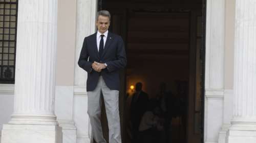 Ξαφνική εμπλοκή με την ψήφο των αποδήμων - Ελάχιστοι γράφτηκαν στην πλατφόρμα, πώς θα βγάλουν τρεις βουλευτές;