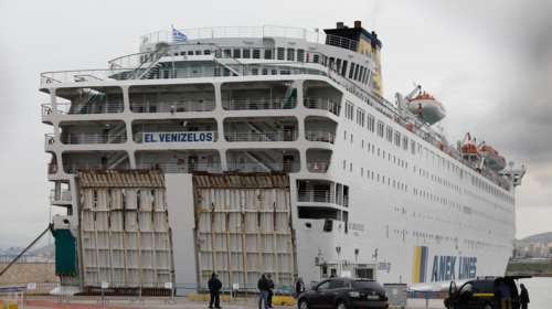 Νυχτερινή περιπέτεια για τους 689 επιβάτες του πλοίου &quot;Ελευθέριος Βενιζέλος&quot; που πήγαινε Χανιά