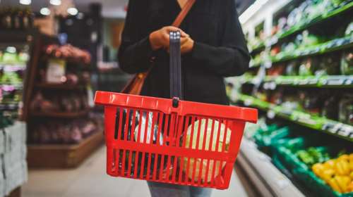 Στην τελική ευθεία &quot;πασχαλινό καλάθι&quot; και &quot;καλάθι του νονού&quot;
