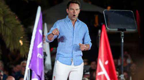 Απάντηση Νέας Αριστεράς σε Κασσελάκη: "Έχει μετατρέψει ένα κόμμα σε μόρφωμα - Αντιγράφει τον ίνδαλμά του, τον Τραμπ"