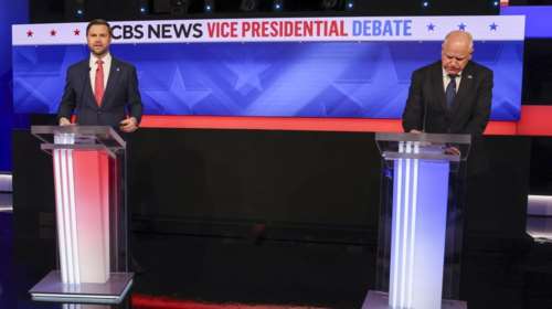 ΗΠΑ: Σε υψηλούς τόνους το ντιμπέιτ των υποψήφιων αντιπροέδρων, Τιμ Γουόλς και Τζει Ντι Βανς