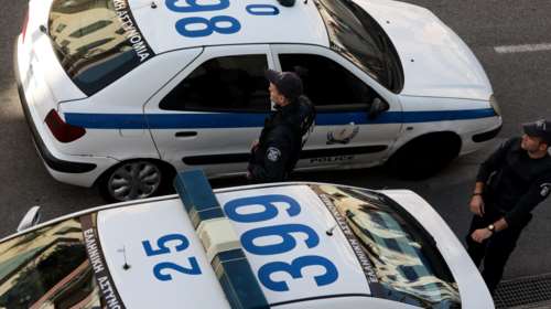 Πανικός σε αρτοποιείο στον Κολωνό: Πυροβόλησε τον ιδιοκτήτη και έφυγε με τη ταμειακή μηχανή