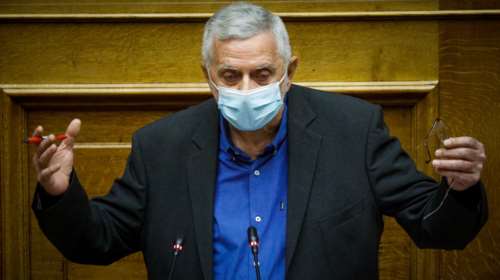 Απίστευτος Δρίτσας στη Βουλή για τη 17Ν: Ήμουν παραπάνω από ότι έπρεπε χαλαρός λόγω...εμπιστοσύνης στον ραδιοσταθμό που μιλούσα