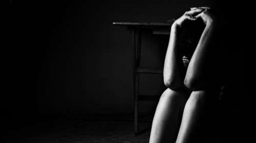 Λιβαδειά: Σοκάρει η κατάθεση της 15χρονης για τον βιασμό της από τον 44χρονο - &quot;Έσφιγγα τα πόδια μου για να μην τα ανοίξει&quot;