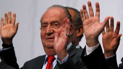 Σκάνδαλο στη βασιλική οικογένεια της Ισπανίας: Σερβιτόρος ισχυρίζεται ότι είναι παιδί του Χουάν Κάρλος