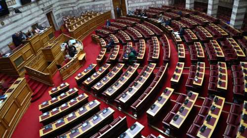 Βουλή: Δείτε live τη συζήτηση για τον Προϋπολογισμό - Το βράδυ η ψηφοφορία [βίντεο]