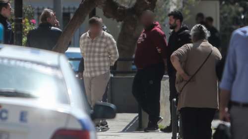 Νέα Σμύρνη: Για 100-150 ευρώ την ώρα σε ξενοδοχείο εξέδιδαν τη 14χρονη - Τι κατέθεσε η ανήλικη