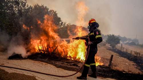 Πυρκαγιές: Οι επιπτώσεις στην υγεία από τον καπνό – Τι έδειξαν οι μετρήσεις σε Παλλήνη και Κορωπί