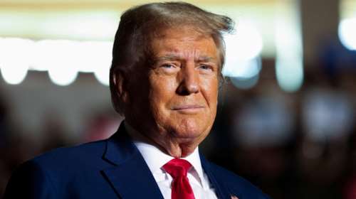 ΗΠΑ: Το Ανώτατο Δικαστήριο αρνήθηκε να αποφανθεί αν ο Τραμπ έχει προεδρική ασυλία και άρα δεν μπορεί να διωχθεί ποινικά