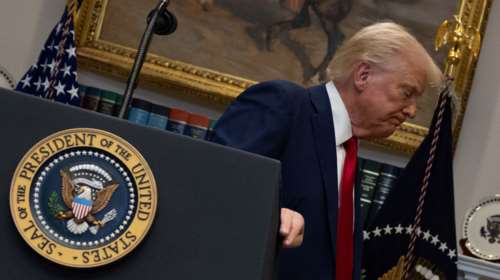 Ο Τραμπ απονέμει χάρη σε 23 πρόσωπα που διώκονταν εξαιτίας διαδηλώσεων κατά της άμβλωσης