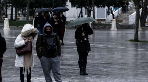 Καιρός: Ισχυρές βροχές και καταιγίδες, ενισχυμένοι άνεμοι και πτώση της θερμοκρασίας
