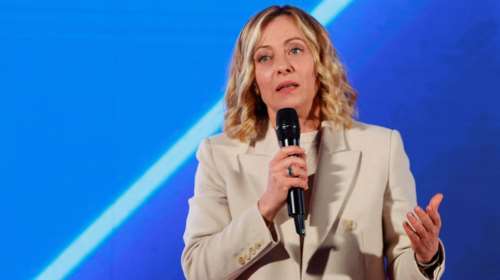 "Ας βομβαρδίσουμε τη Σικελία για να νικήσουμε τη μαφία": Ιταλοί καλλιτέχνες αντιδρούν στη στάση της Μελόνι για τη Γάζα