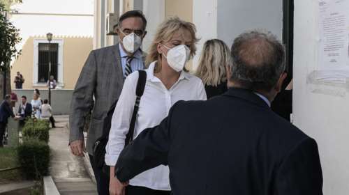 Φωτιά στο Μάτι: Ελεύθερη η Ρένα Δούρου μετά από 12ωρη απολογία