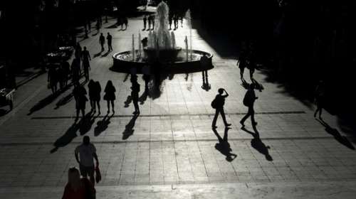 Ξεκίνησε η υποβολή των φορολογικών δηλώσεων - Πότε λήγει η προθεσμία [βίντεο]