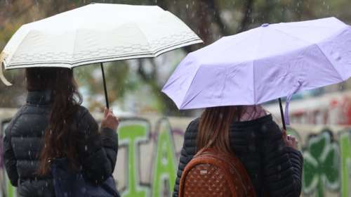 Αλλάζει ο καιρός: &quot;Ψυχρή Λίμνη&quot; φέρνει βροχές, καταιγίδες και πτώση της θερμοκρασίας - Ποιες περιοχές θα επηρεαστούν