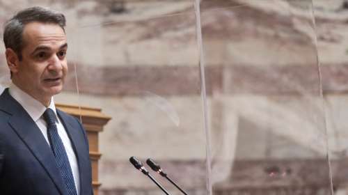 Μητσοτάκης στη Βουλή: Αναστολή πλειστηριασμών και οικονομική ενίσχυση των αδύναμων νοικοκυριών τα Χριστούγεννα