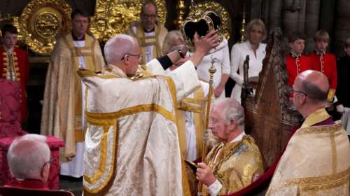 Η στέψη του βασιλιά Καρόλου κόστισε 72 εκατομμύρια λίρες - &quot;Ψίχουλα&quot; σε σύγκριση με την κηδεία της Ελισάβετ