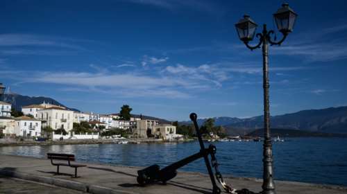 Η γραφική κωμόπολη που απέχει 2,5 ώρες από την Αθήνα και προσφέρεται για εκδρομή χειμώνα-καλοκαίρι [εικόνες - βίντεο]