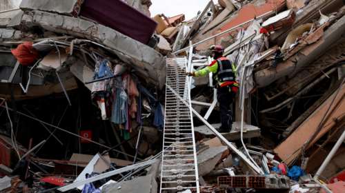 Σεισμός στην Τουρκία: &quot;Επιλέγουμε ποιούς θα σώσουμε, έχουμε 10 μέτωπα&quot;, λέει ο Ευθύμης Λέκκας από το Χατάι