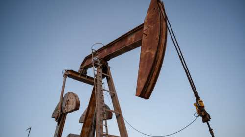 Η τιμή του πετρελαίου αυξήθηκε πάνω από 10% μετά τους βομβαρδισμούς του Ισραήλ στο Ιράν