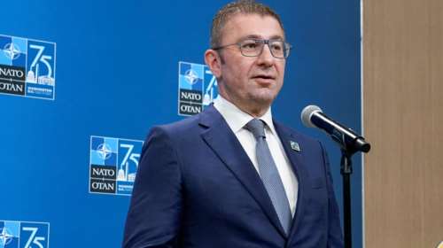 Νέα πρόκληση Μιτσκόσκι στη Σύνοδο του ΝΑΤΟ: Μίλησε για &quot;Μακεδονία&quot; και &quot;μακεδονική&quot; κυβέρνηση