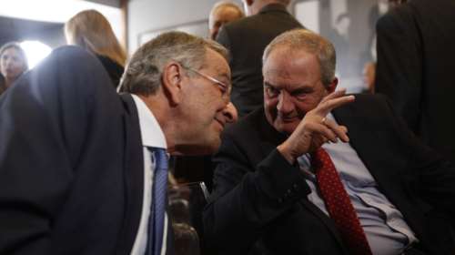 Τι θα πει στην ομιλία του ο Κώστας Καραμανλής μετά τη διαγραφή Σαμαρά - Κριτική στην κυβέρνηση αλλά σε ενωτικό τόνο