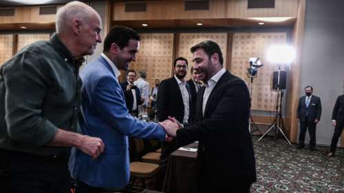 Οι συμβολικές συναντήσεις Ανδρουλάκη με Παπανδρέου και Βενιζέλο την ίδια ημέρα - Τι συζήτησαν