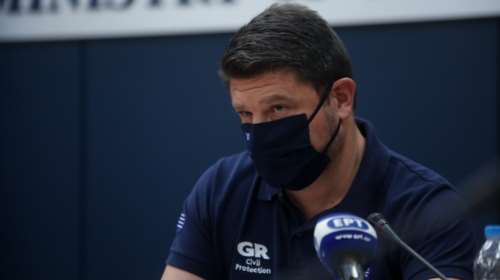 Κατηγορηματικός ο Χαρδαλιάς: Δεν θα μπαίνουν στην τάξη οι μαθητές που δεν θα φορούν μάσκα