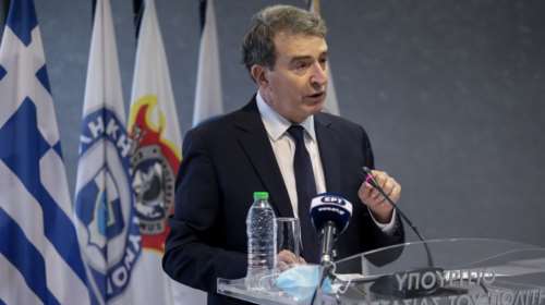 Χρυσοχοΐδης: Κανένα θύμα ενδοοικογενειακής βίας να μην μένει στη σιωπή και στον φόβο - 25.438 υποθέσεις το 2024