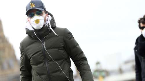 CNN: Ο λόγος που ο κορονοϊός σκοτώνει πιο πολλούς άνδρες από γυναίκες