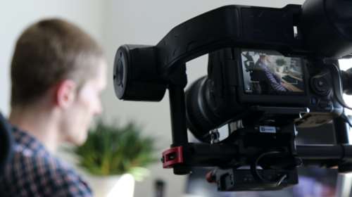 Ελευθερία Τύπου: Η Ελλάδα είναι στον μέσο όρο της Ευρώπης, λέει ο κυβερνητικός εκπρόσωπος - Έκθεση του Media Pluralism Monitor