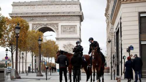 Fuel Pass και στην Γαλλία: Επίδομα 100 ευρώ στους ευάλωτους πολίτες για να πάνε στην δουλειά τους