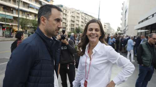 Αποκαλυπτήρια για τους &quot;11&quot; που έφυγαν από τον ΣΥΡΙΖΑ: Το όνομα, η νέα ΚΟ και επικεφαλής ο Χαρίτσης