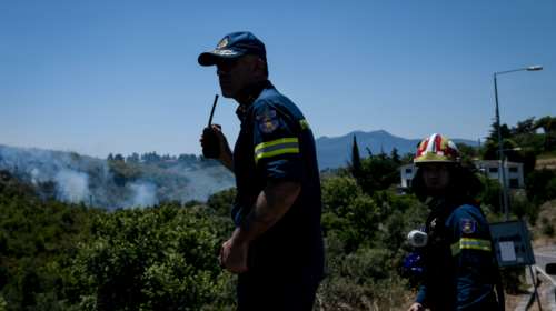 Μαραθώνας: Οριοθετήθηκε η φωτιά που ξέσπασε σα δασική έκταση