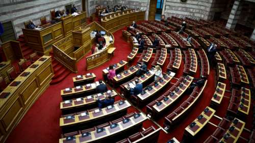 Live - Η συζήτηση στη Βουλή για την αμυντική συμφωνία Ελλάδας - Γαλλίας