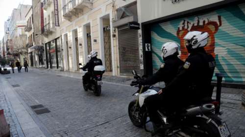 Ξυλοδαρμός 16χρονης από τέσσερις μπράβους στην Ερμού - Τους είχε πληρώσει 15χρονη